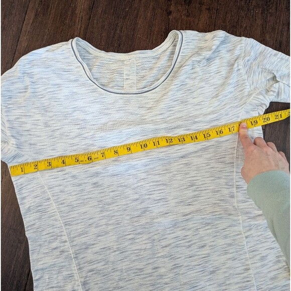 Lululemon Sweat Embrace Long Sleeve Tiger Space Dye Black White Estimated 10 - Picture 11 of 11